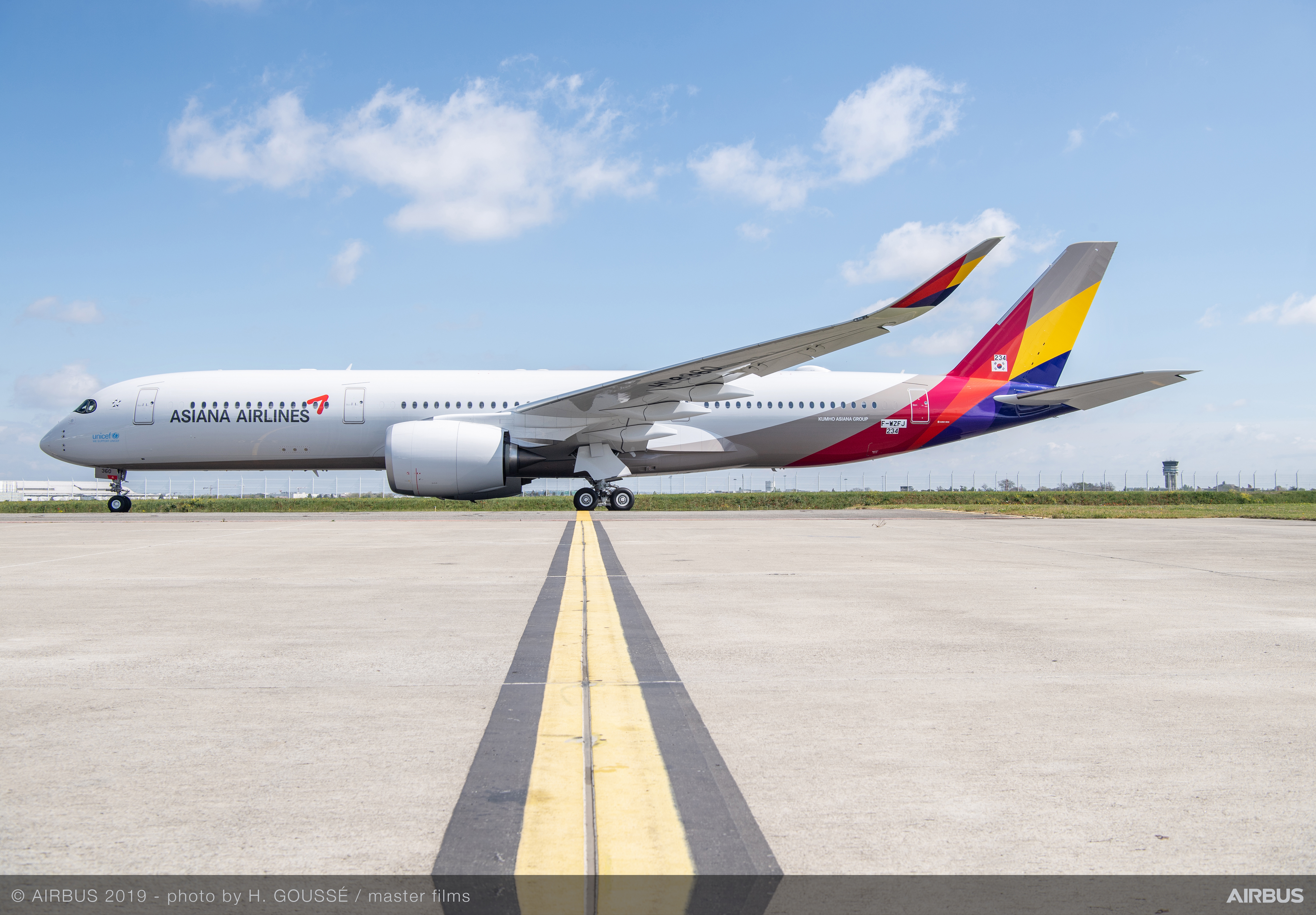 Aviation Capital Group Announces Delivery of A350XWB Aircraft to